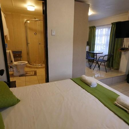 Thula Du Estate - One Bed Apartment Мбабане Екстериор снимка